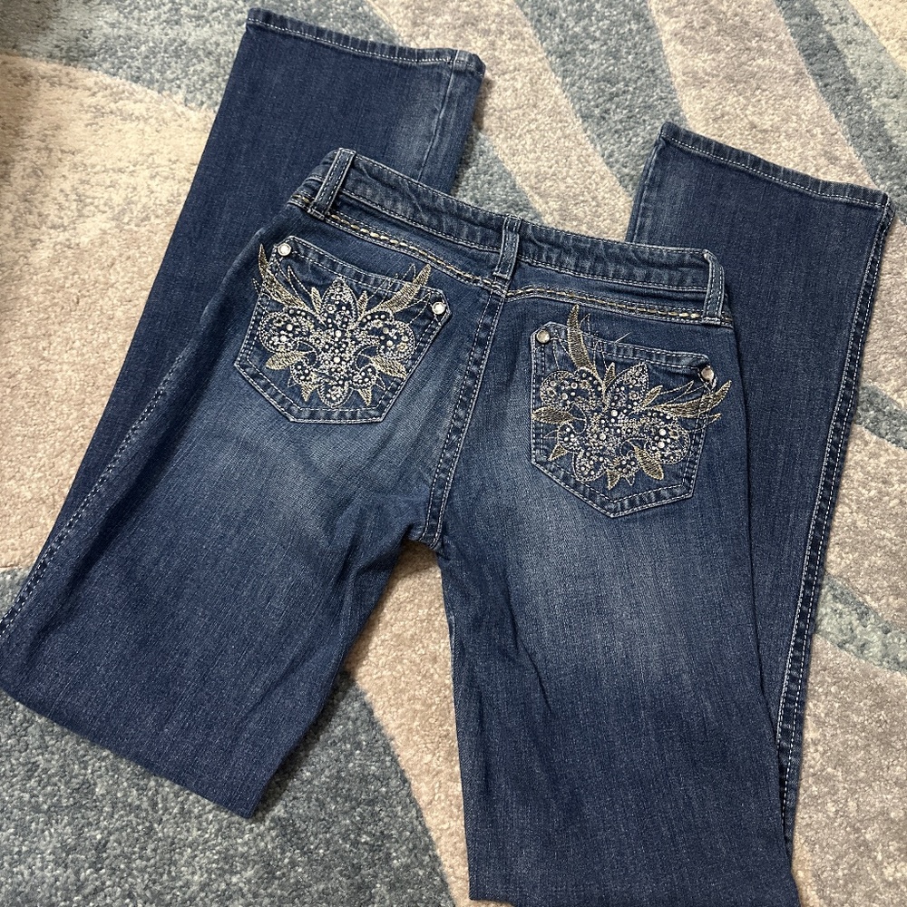 Women’s Rock 47 Jean - Picture 1 of 3